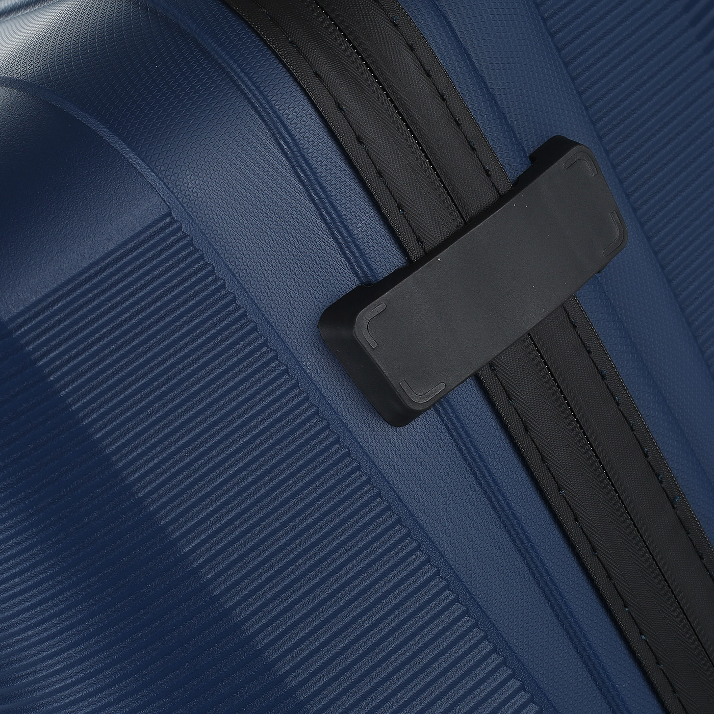 Чемодан American Tourister Airconic